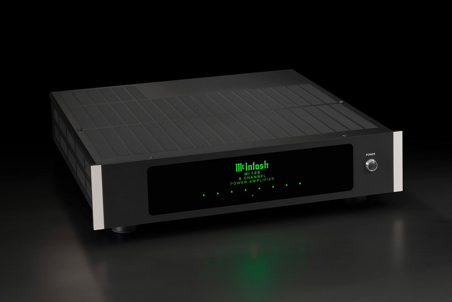 McIntosh MI128 amplifier at angle with background