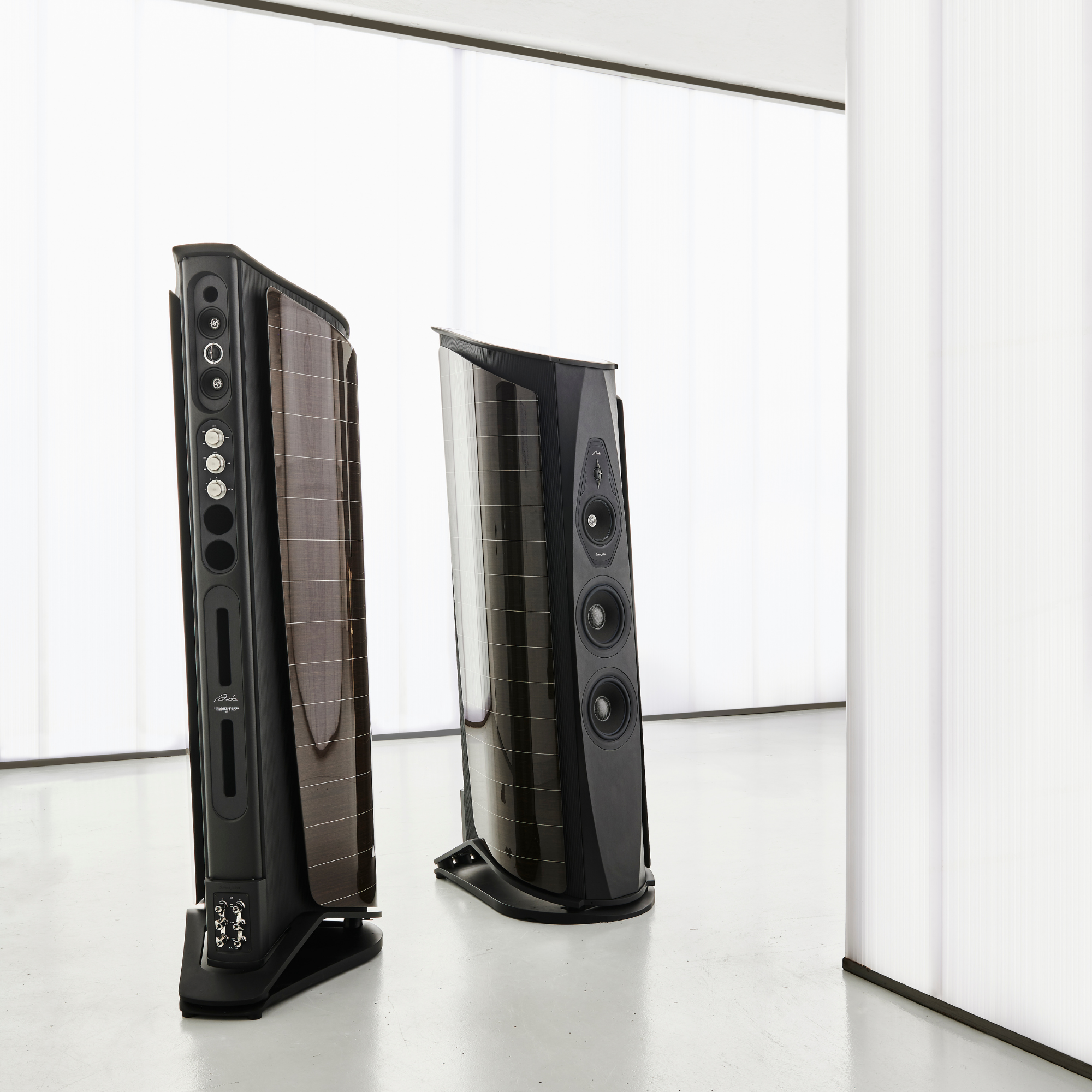 Sonus Faber Aida Bocinas de Piso High End