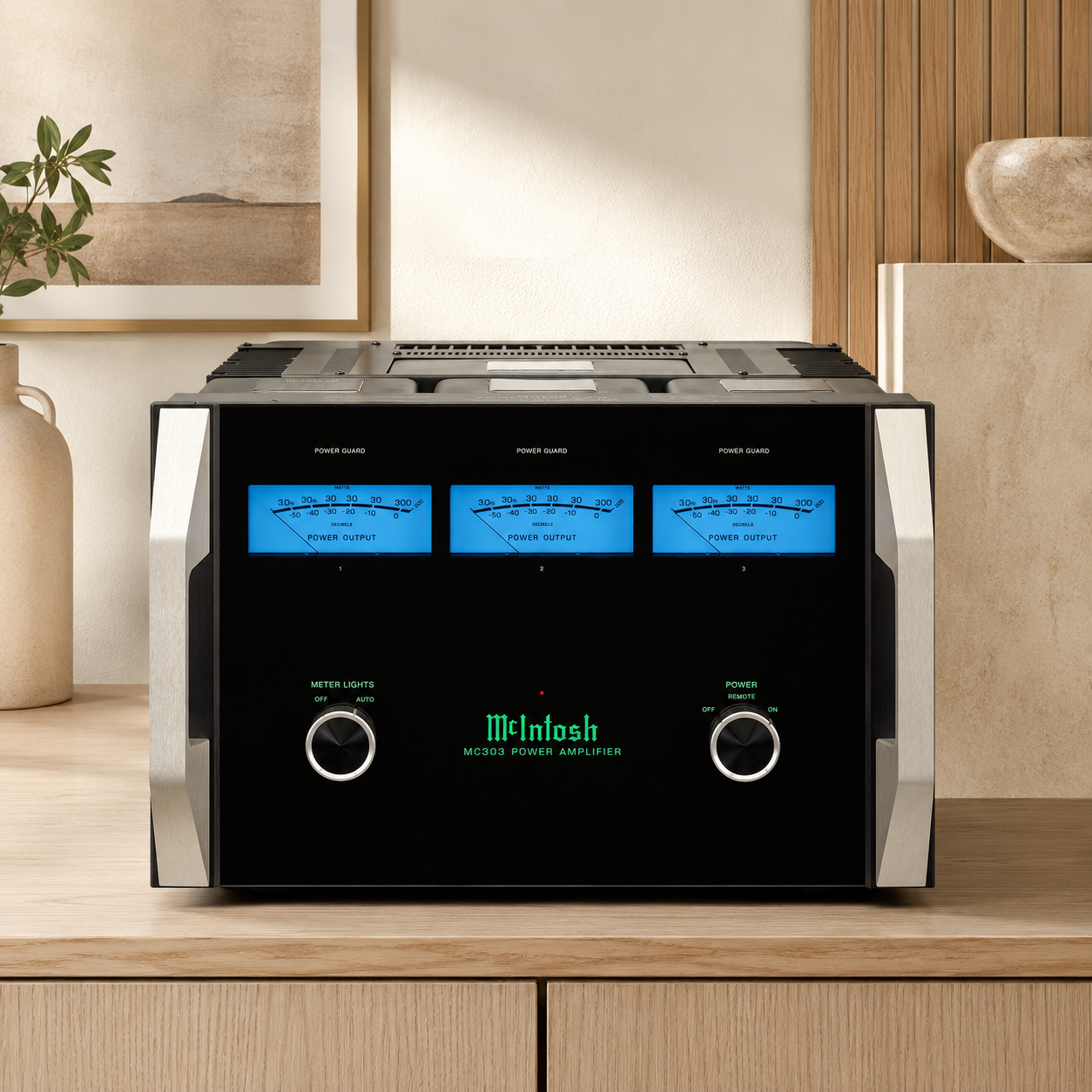 McIntosh MC303 Amplificador de Potencia 3 Canales 300Wx3