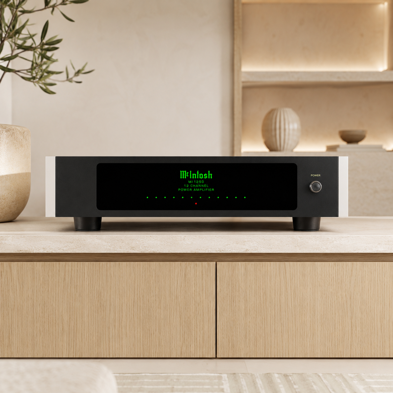 McIntosh MI1250 Amplificador de Potencia 12 Canales 50Wx12