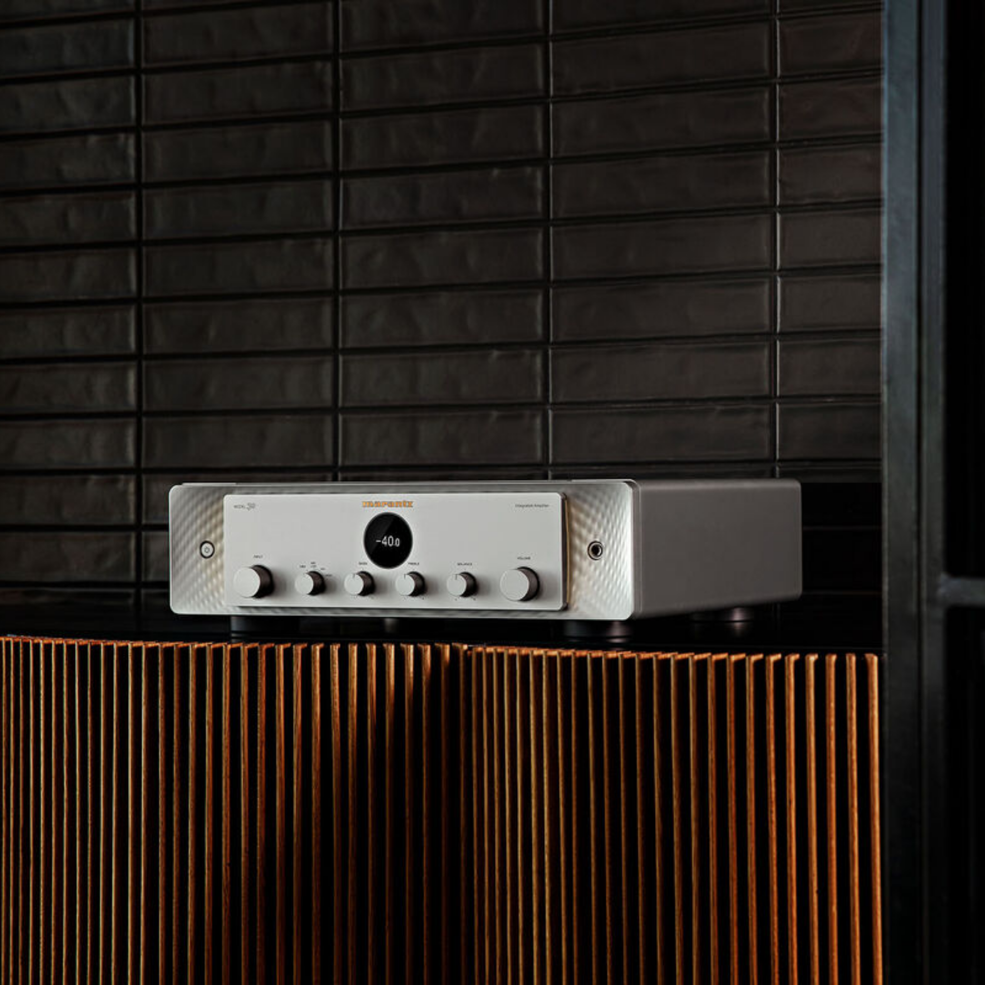 Marantz MODEL 30 Amplificador integrado estéreo 100Wx2